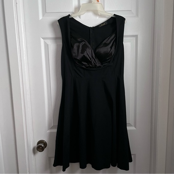 iHot Dresses & Skirts - 3/25$💥 iHot Large Dress black corset satin style sexy cocktail retro women